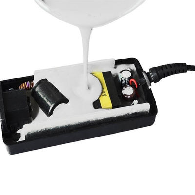 1.2W/MK Componente único DealAlcoolizado Temperatura ambiente Curado Adesivo de silicone termicamente condutor