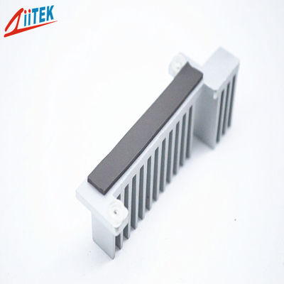 Pad térmico 0,5 mm 1 mm 1,5 mm 2 mm Conductividade térmica altamente eficiente 5,0 W/MK