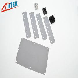 Gasete isolante de condução térmica de alto desempenho para resfriamento de dispositivos semicondutores