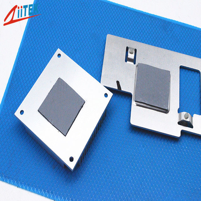 Almofadas térmicas ideais macias condutibilidade térmica 7.5w/mk da espessura de 2.5mm com autoadesivo para reparar e refrigerar a eletrônica