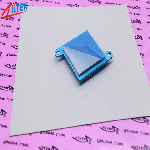 Desempenho térmico excepcional Pad de lacuna térmica de 1,5 W para placa-mãe / placa-mãe