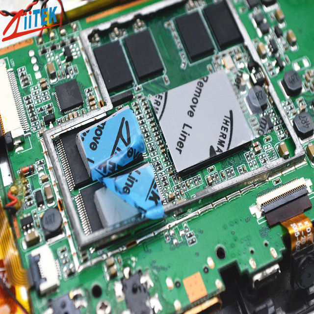 Recheio de brecha de resfriamento Pad térmico de silicone termicamente condutor em tamanhos de 3,0 mm Aplicação de alta temperatura