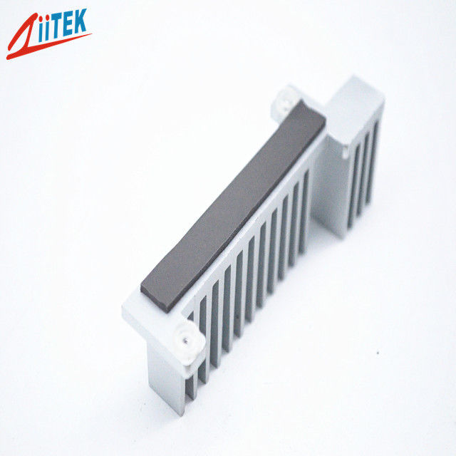 Pad térmico 0,5 mm 1 mm 1,5 mm 2 mm Conductividade térmica altamente eficiente 5,0 W/MK