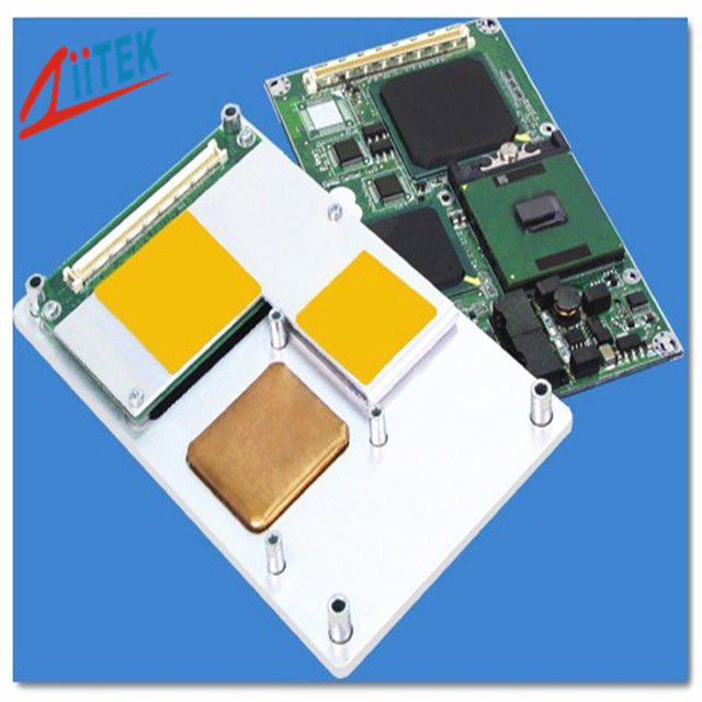 Materiais de isolamento térmico de silicone autoadhesivo condutor térmico Folha de isolamento para equipamentos de comunicação