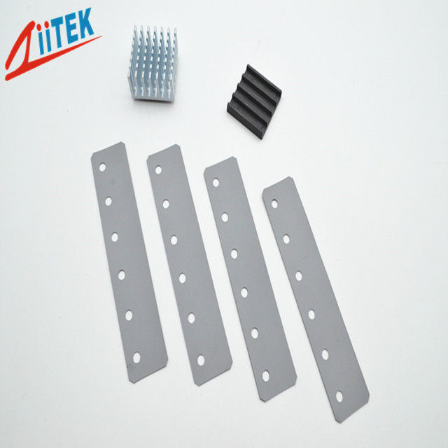 Pad isolante termicamente condutor Difusão de calor eficiente Pad de silício isolamento para componentes de vídeo controladores de motor