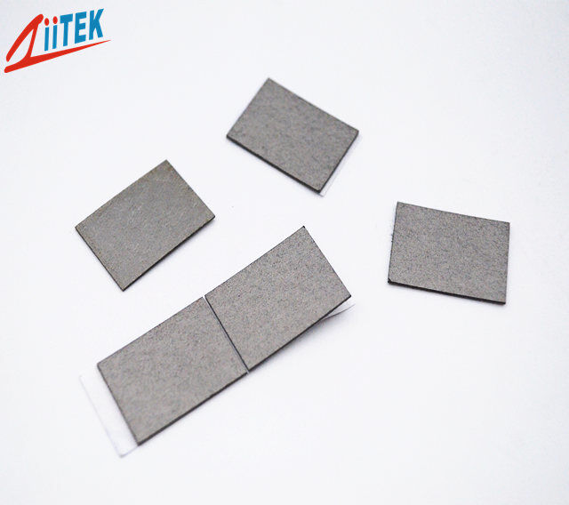 Material absorvente condutor térmico de alta perda magnética de 1,5 W/m・K com condutividade térmica usado em eletrônicos automotivos e soluções de blindagem EMI